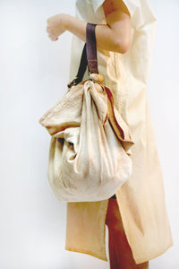 A piece of Furoshiki + a Stripe = Furoshiki Handbag. Sustainable fashion, stylish. the furoshiki is reversable. By Xiapism Natural Dye Sustainable Fashion