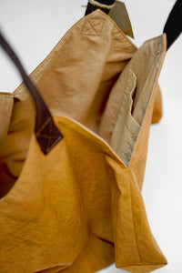 A minimalism style canvas bag by Xiapism Natural Dye Sustainable Fashion